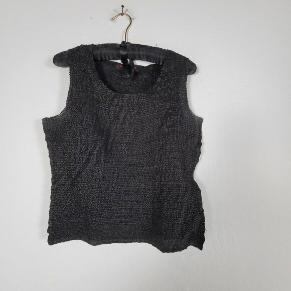 Pleats Collection By Pings Imports Womens Black Sleeveless Textured Top Large - Picture 1 of 8